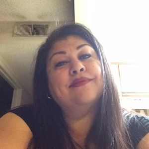 Meet your Posher, Lorena